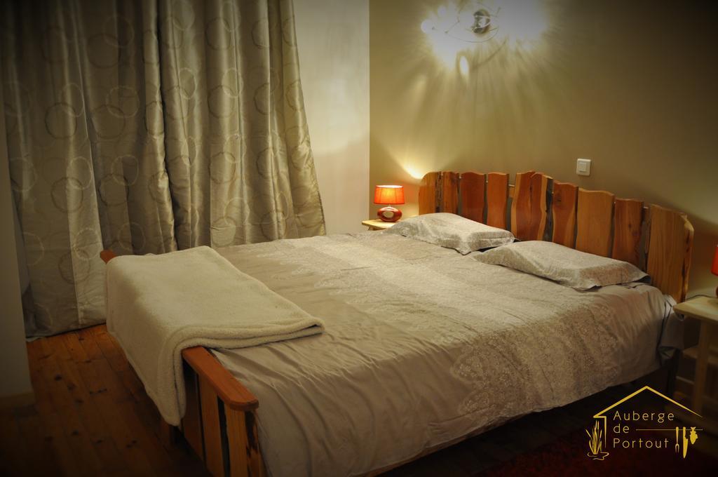 Auberge De Portout Chanaz Phòng bức ảnh